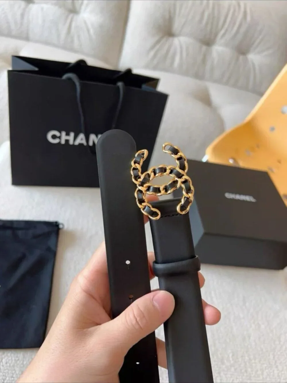 CHANEL Black Smooth Leather Interlocking CC Chain Inlay Buckle Belt